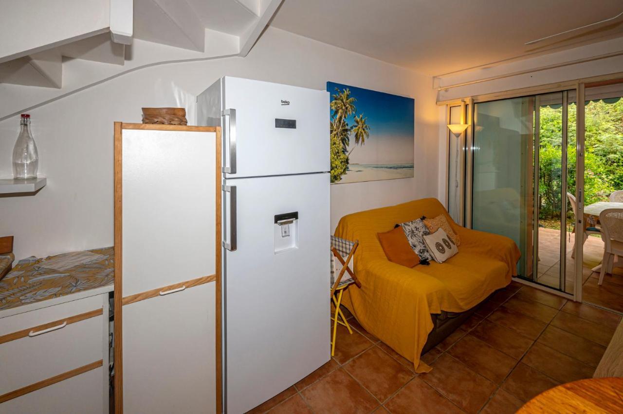 Reve De Palmier Apartment เลอโกซิเยร์ ภายนอก รูปภาพ